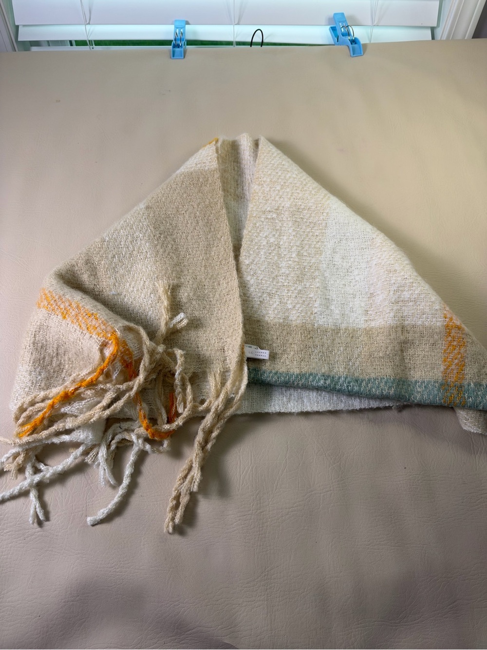 Lauren Conrad scarf